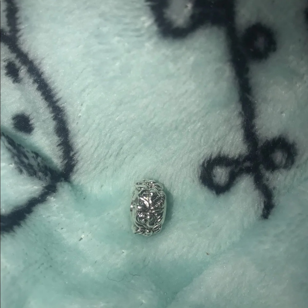 Pandora Disney seven dwarfs spacer